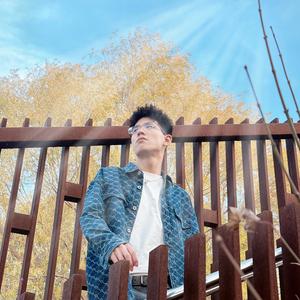 郑州群光滨河之窗丨阿东头像