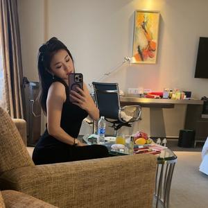娜娜 酱 ❤️头像