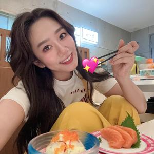 玛丽莲·喵喵💝头像