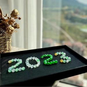 小丫头~讲翡翠头像