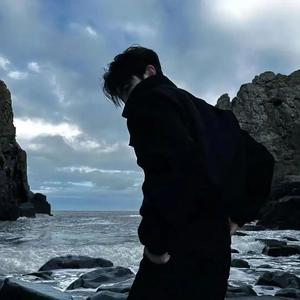 不想要黑眼圈头像