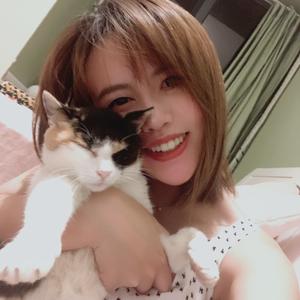 小E家的毛孩子头像