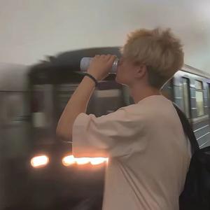 𝒌𝒎𝒚𝒖𝒌𝒆头像