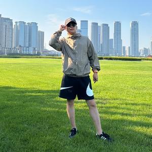 东东小哥哥头像