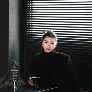 设计师瑶瑶头像