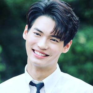 夏至未至💞️💞️💞️头像