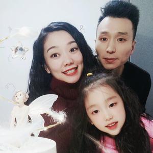 苹果🍎麻麻LY头像