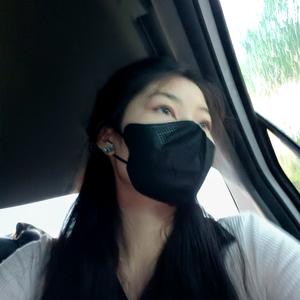 小余不会打球🏸头像