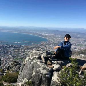 滋滋有味吖头像