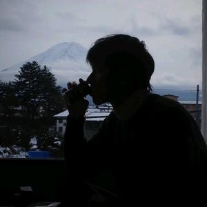 快看有飞碟头像