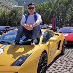 硒少爷餐创头像