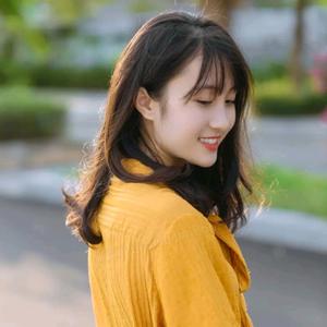 温唇（方家小妹）头像