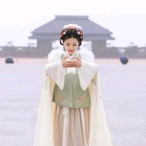 爱尚旅游  章姐头像