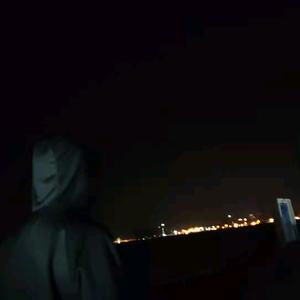 她的眼睛有流星头像