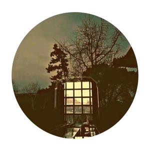 艺考水彩毛老师头像