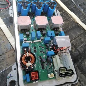 上下九  新能源头像