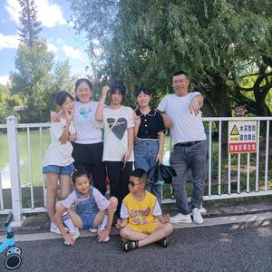 五个孩子的爸爸头像