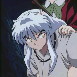 啤酒肚里的鱼头像