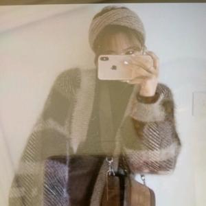 我是杏儿啊头像