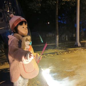 奔跑的左马🐴头像