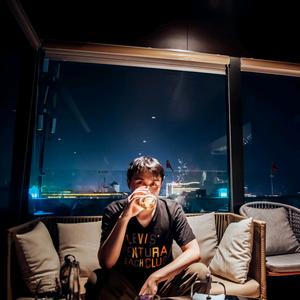 拉宾诺维奇同志头像