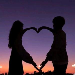 嘴角∠上扬微笑头像