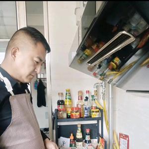 爱大厨《一  一爸爸》头像