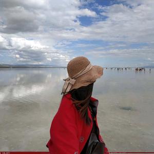 一杯水的幸福🌹头像