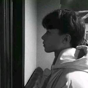 清幽天幕如海头像