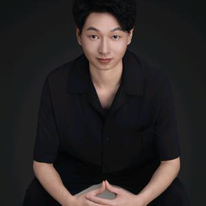 富阳发安专业烫发设计头像