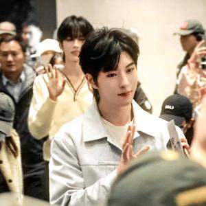 雨秋.[我是嫡长女⭐⚽️]头像