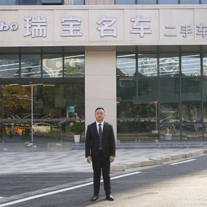 江西瑞宝汽车青哥说车头像