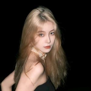 bonne fille（10年谦友版）头像