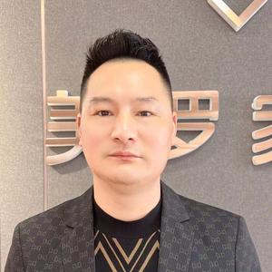 芜湖家纺.小龙哥20年头像