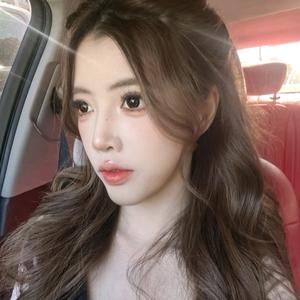 杨同学（服饰版）头像