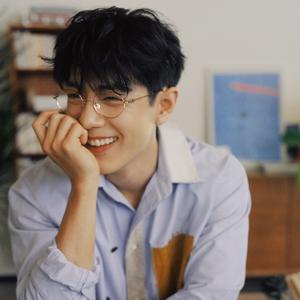 雾都山茶花🦐（唯）1005头像