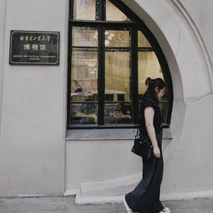 秀儿不会高远球头像