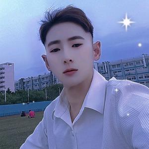 湖北㊗️㊗️小杨头像