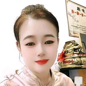 杨杨*得*亿头像