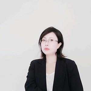小雪老师头像