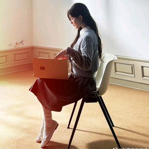 想给露思拍美照头像