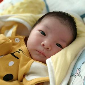 小妍宝麻麻头像