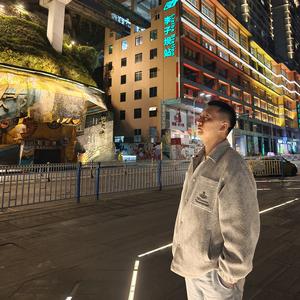 伤感小天后头像