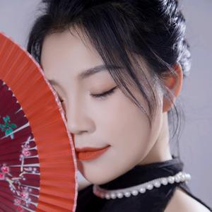 云朵有歌（11月30号晚7点30生日庆）头像