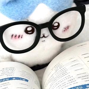 小猫爱修图头像