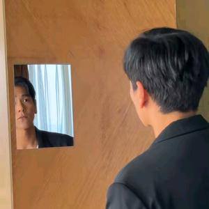 百变于晏蟹bro头像