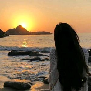 小李超爱吃🏠头像