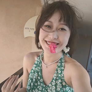 是宋小花啊头像