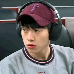 兴文^今天吃饭了咩~头像