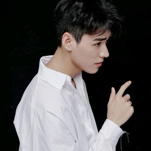 @向“钱”奔！头像